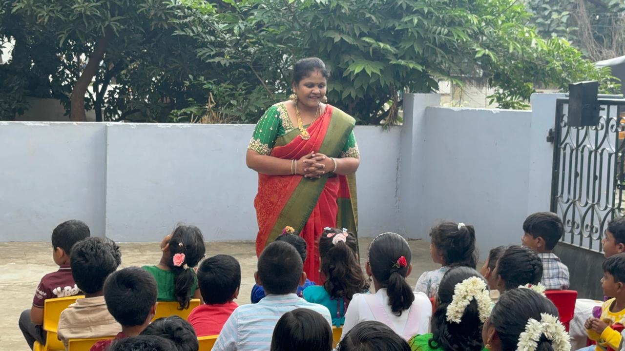 Happy children learning at Phonics Point